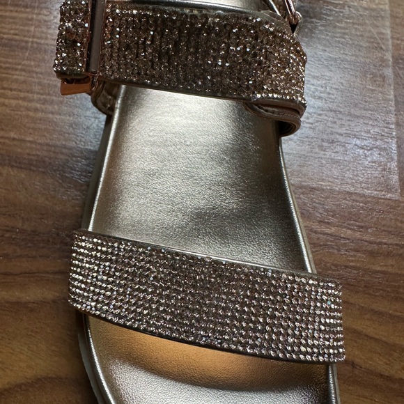 Steve Madden Metallic Sandals with Glittering Straps - Picture 2 of 5